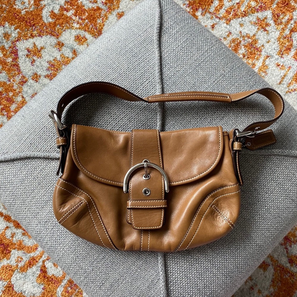 Cognac Coach